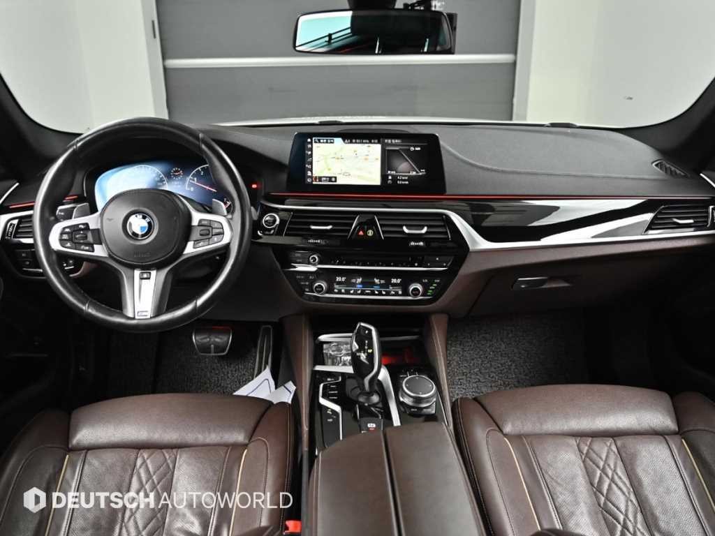 BMW 5시리즈 5시리즈 (G30) 530i M 스포츠 플러스 이미지 6
