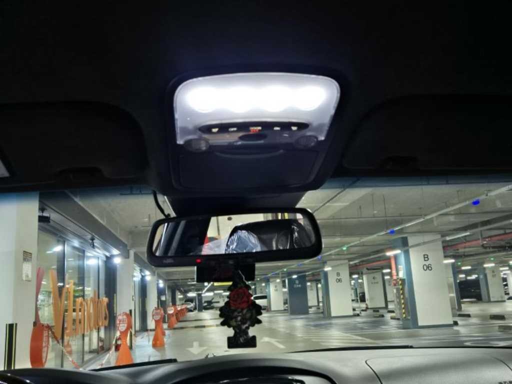 KG모빌리티(쌍용) 체어맨 뉴체어맨W 가솔린 4WD CW600 4TRONIC 프레스티지 이미지 13