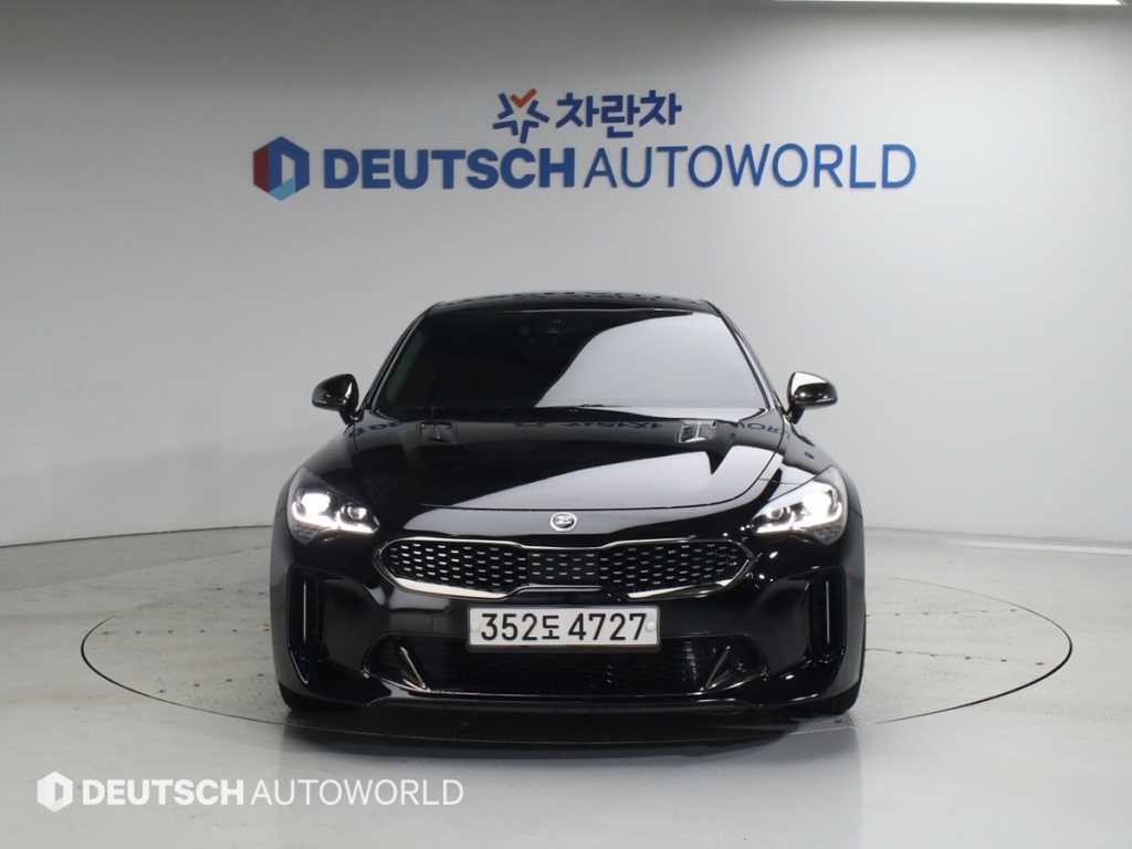 기아 스팅어 가솔린 2.0 터보 AWD 플래티넘 이미지 3