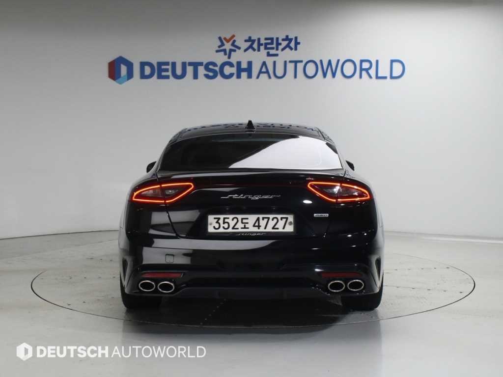 기아 스팅어 가솔린 2.0 터보 AWD 플래티넘 이미지 4