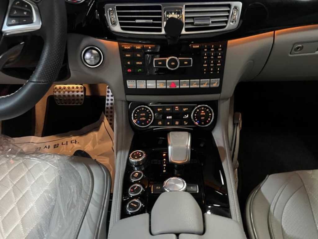벤츠 CLS 클래스 CLS클래스 W218 CLS 63 AMG 이미지 10