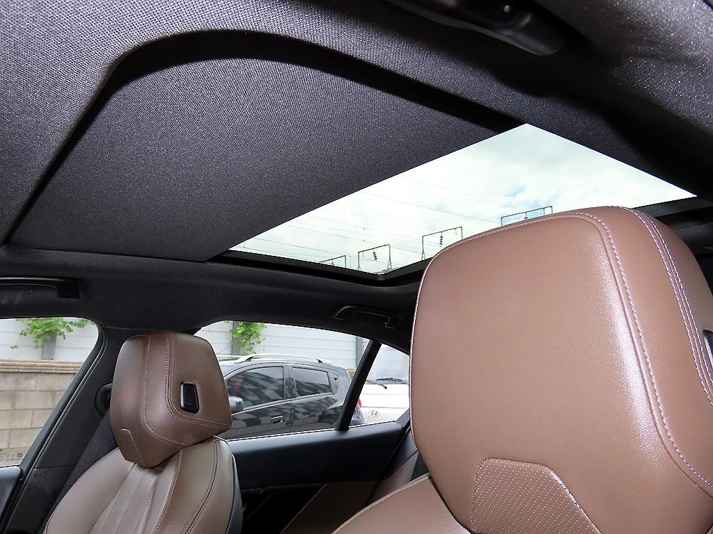 BMW 5시리즈 5시리즈 (G60) 520i M 스포츠 이미지 17