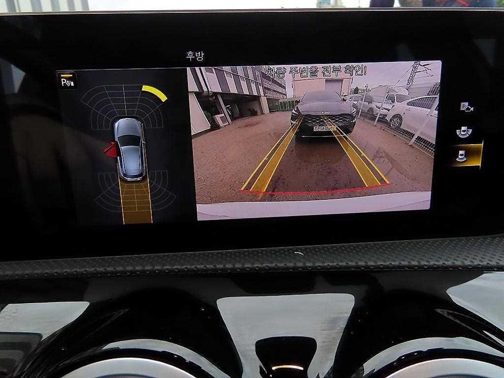 벤츠 A 클래스 A클래스 W177 A220 해치백 이미지 15