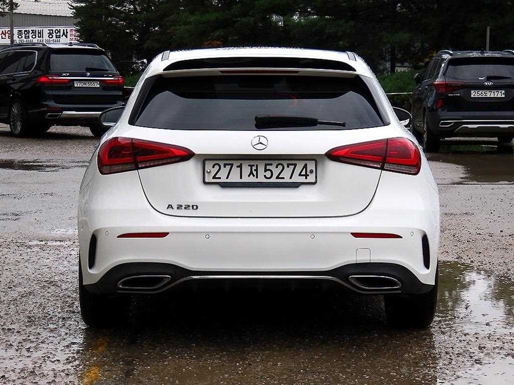 벤츠 A 클래스 A클래스 W177 A220 해치백 이미지 4