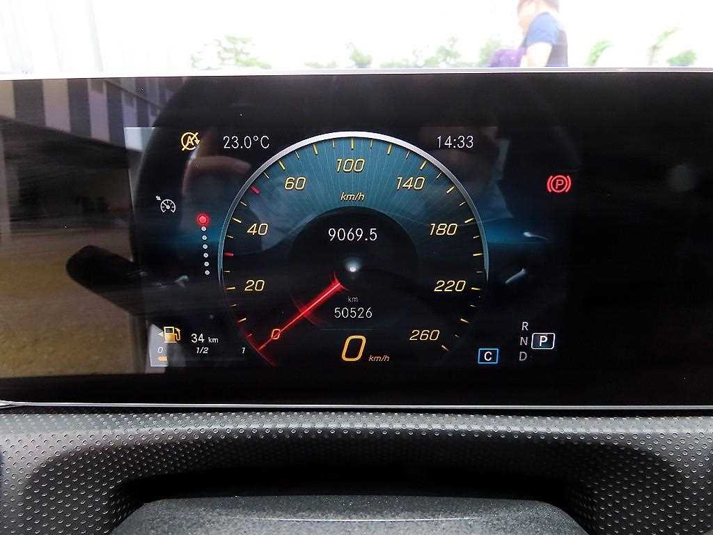 벤츠 A 클래스 A클래스 W177 A220 해치백 이미지 9