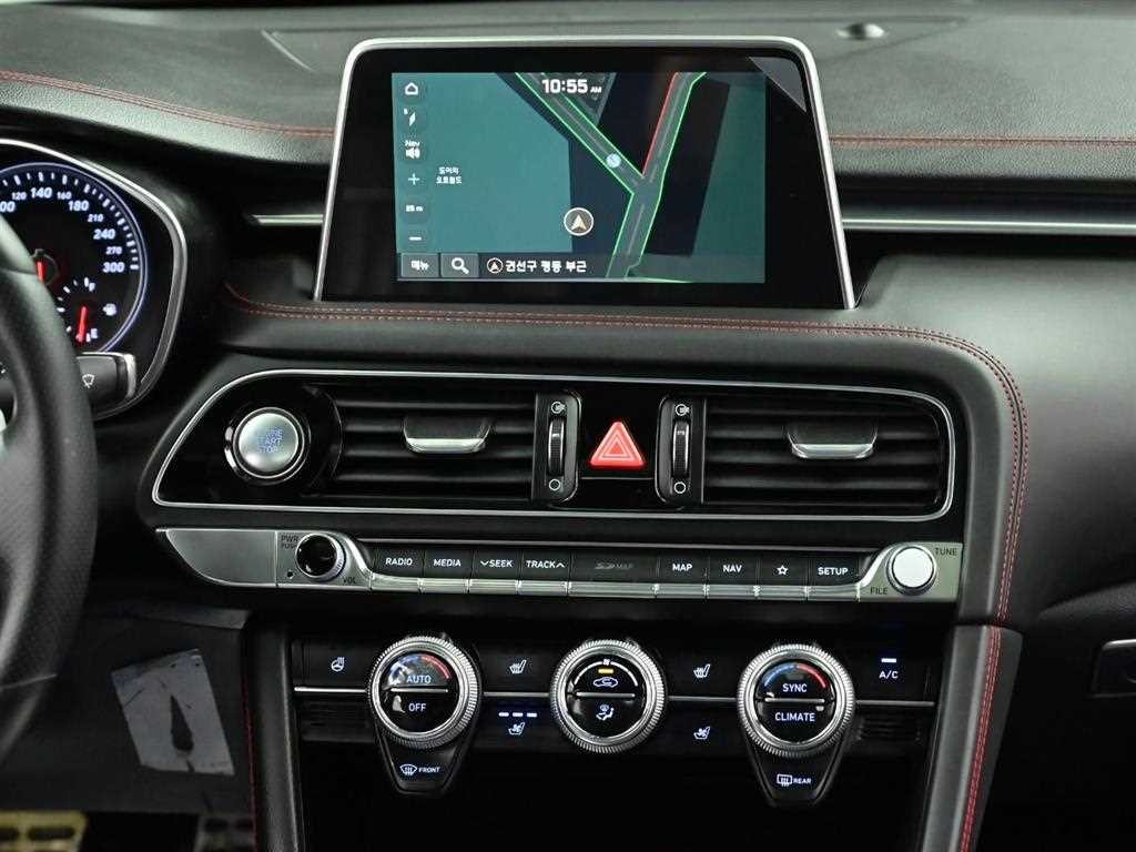 제네시스 G70 3.3T 스포츠 AWD 어드밴스드 이미지 14