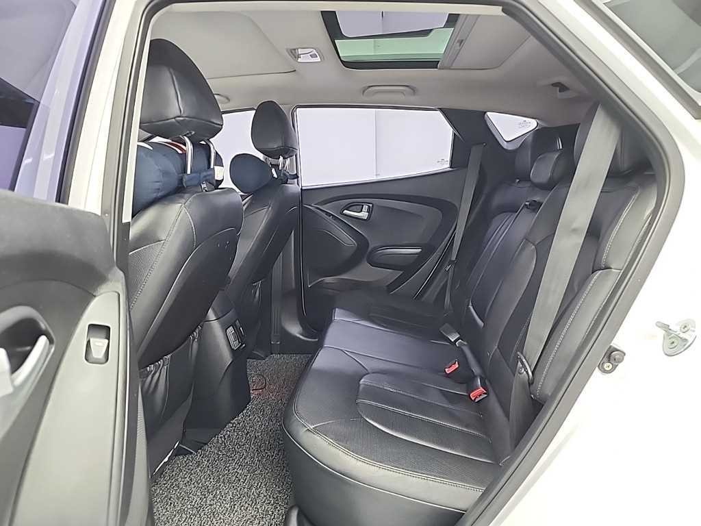 현대 투싼 뉴 투싼iX 디젤(E-VGT)4WD 스마트 스페셜 이미지 11