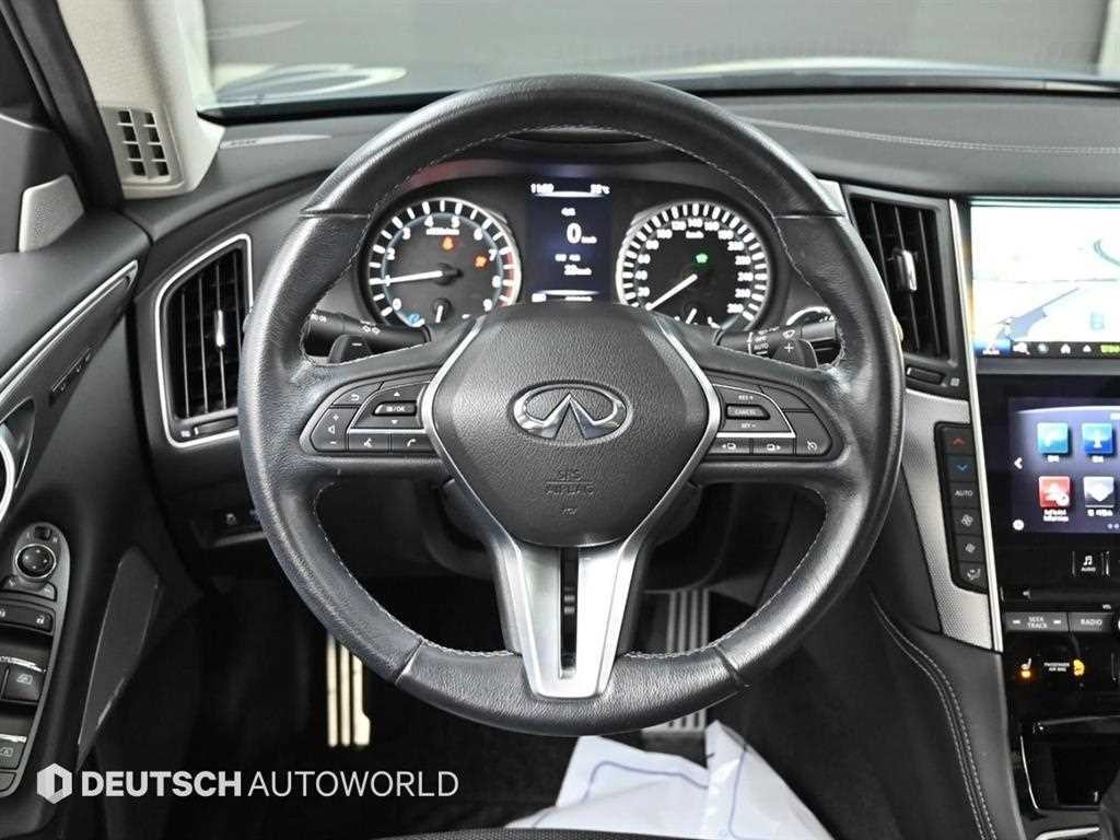 인피니티 Q Q50 3.5 하이브리드 블루 스포츠 센서리 이미지 13