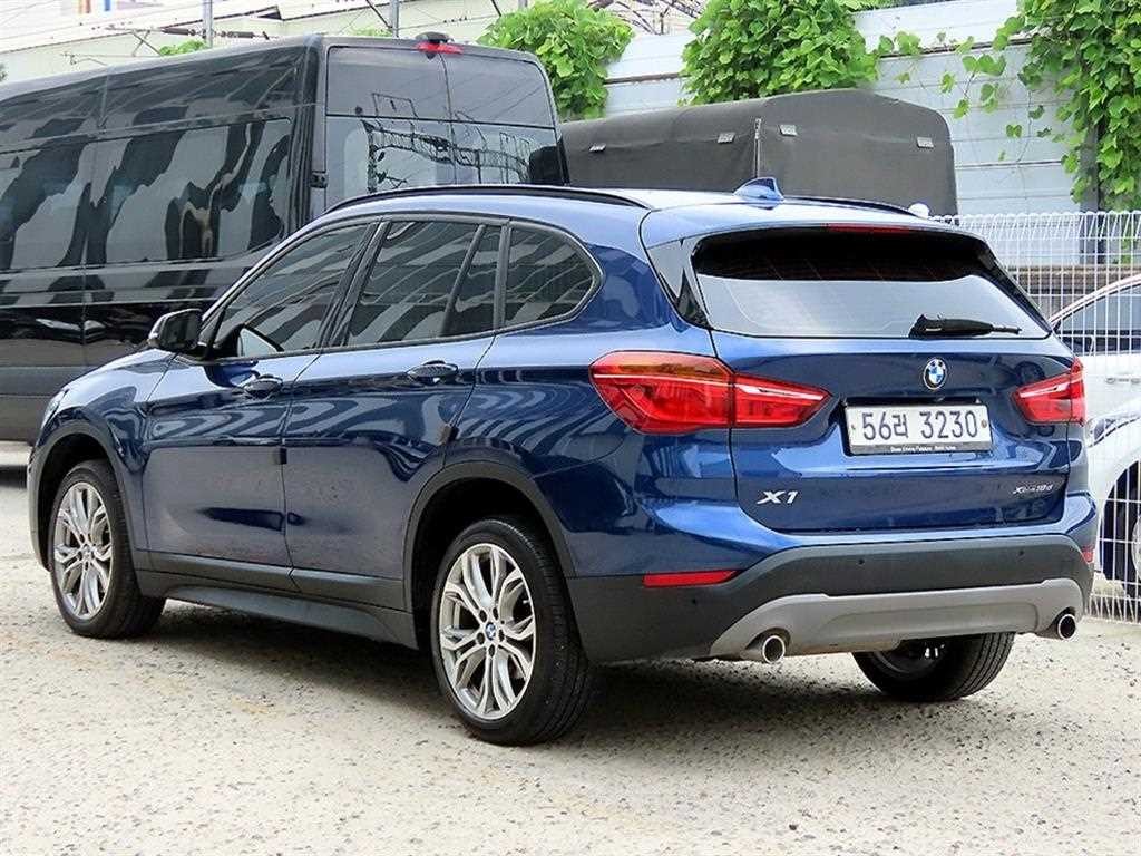 BMW X1 X1 (F48) xDrive 18d 프리미엄 이미지 3