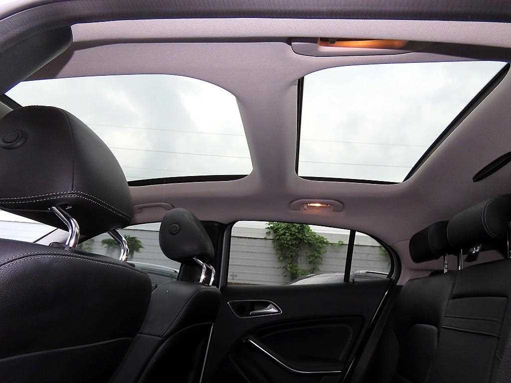 벤츠 GLA 클래스 GLA클래스 X156 GLA200 CDI 4MATIC 이미지 16