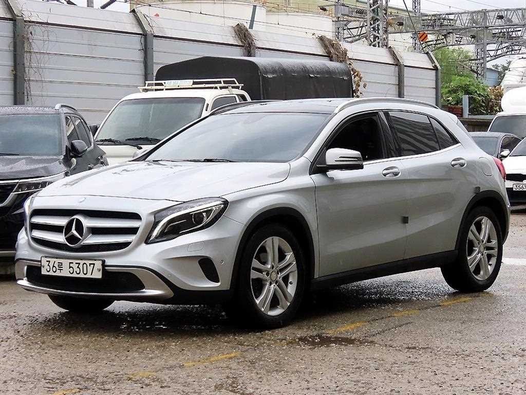 벤츠 GLA 클래스 GLA클래스 X156 GLA200 CDI 4MATIC 이미지 2