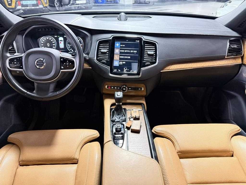 볼보 XC90 XC90 2세대 2.0 D5 AWD 인스크립션 이미지 1