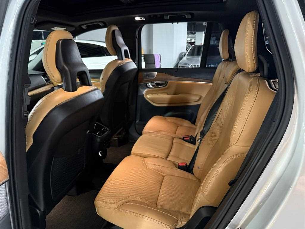 볼보 XC90 XC90 2세대 2.0 D5 AWD 인스크립션 이미지 10