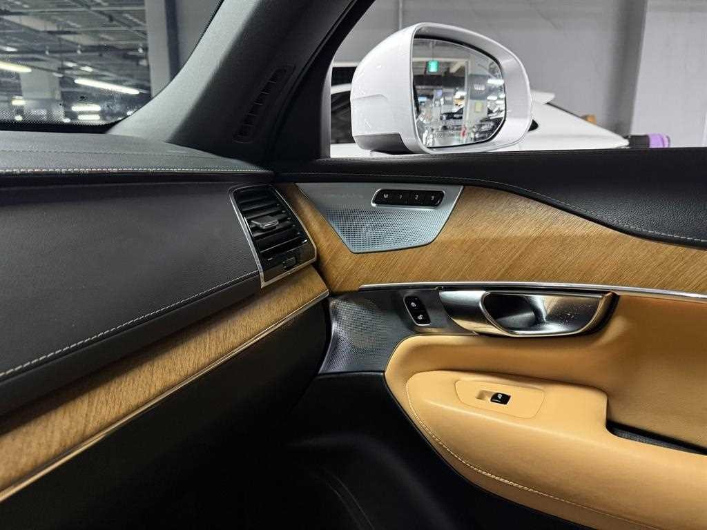 볼보 XC90 XC90 2세대 2.0 D5 AWD 인스크립션 이미지 15