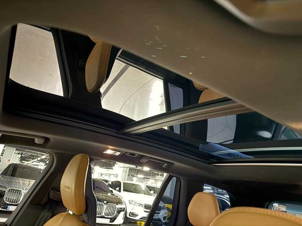 볼보 XC90 XC90 2세대 2.0 D5 AWD 인스크립션 이미지 17