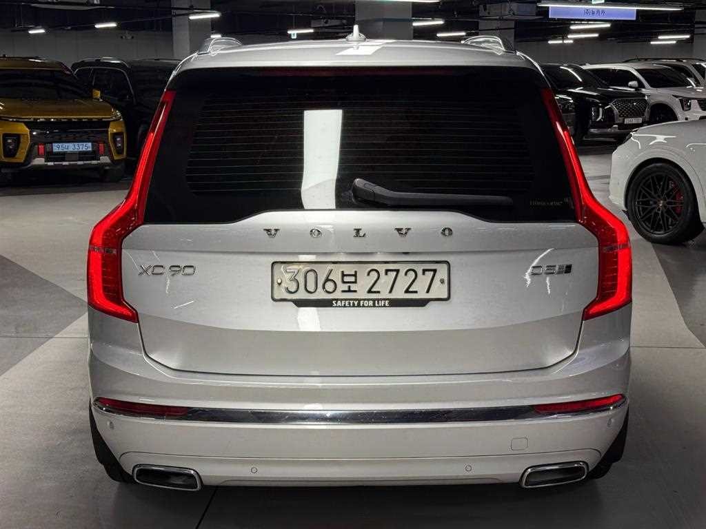 볼보 XC90 XC90 2세대 2.0 D5 AWD 인스크립션 이미지 4