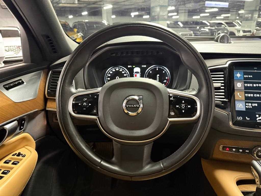 볼보 XC90 XC90 2세대 2.0 D5 AWD 인스크립션 이미지 8