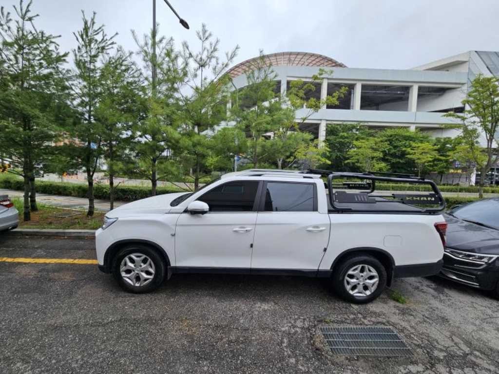 KG모빌리티(쌍용) 렉스턴 더 뉴 렉스턴 스포츠 칸 디젤 2.2 4WD 프레스티지 이미지 2