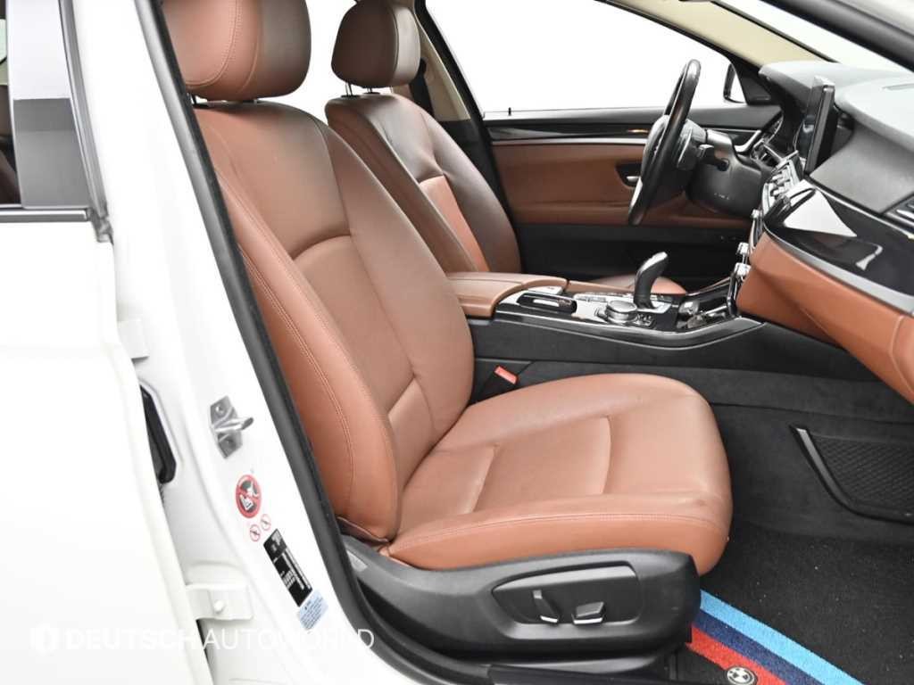 BMW 5시리즈 5시리즈 (F10) 530d xDrive 이미지 10