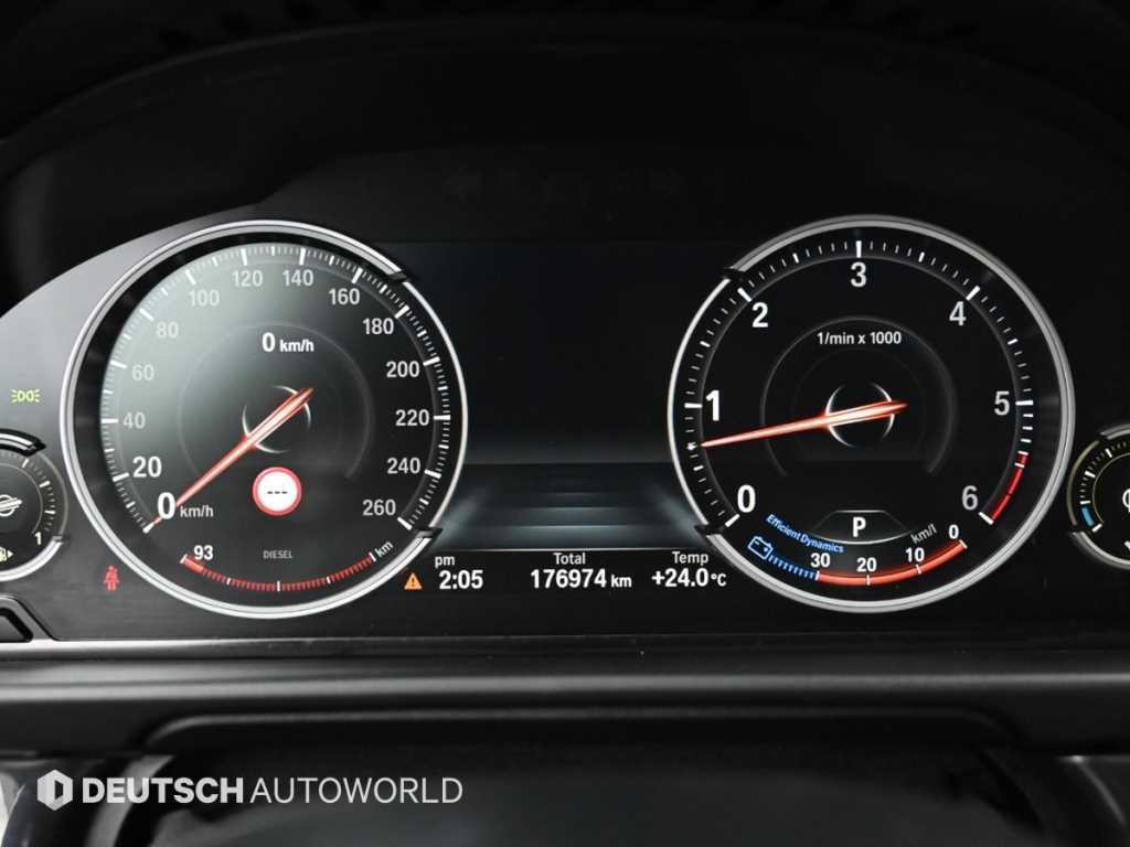 BMW 5시리즈 5시리즈 (F10) 530d xDrive 이미지 8