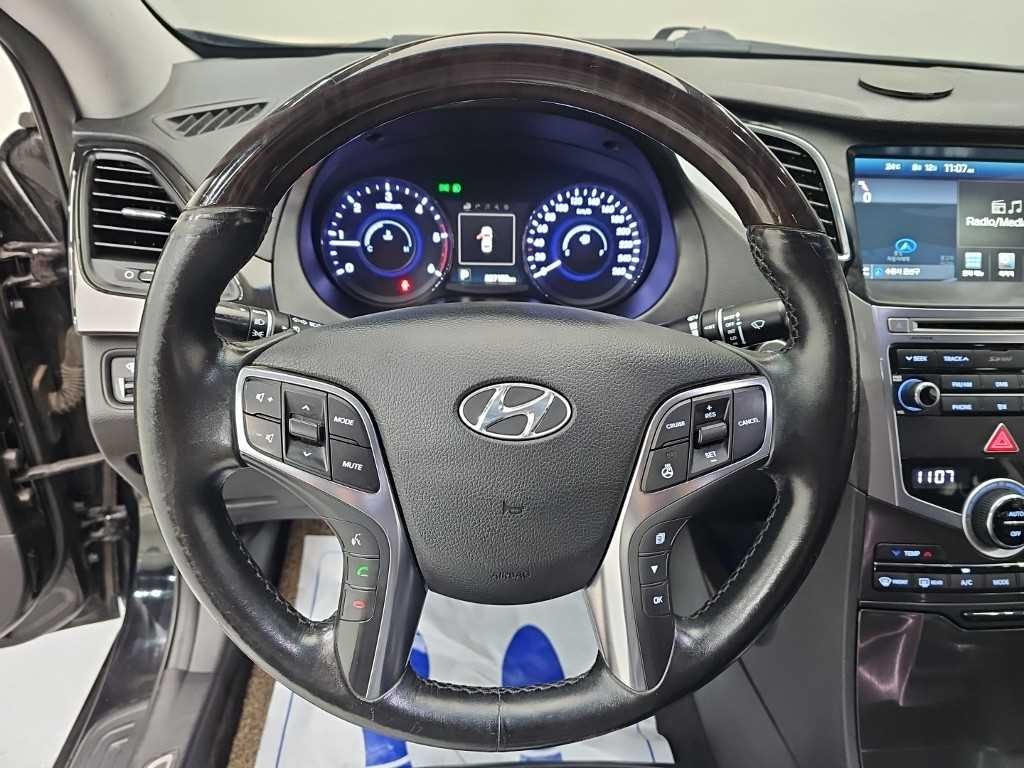 현대 그랜저 그랜저 HG HG220 PREMIUM 이미지 9