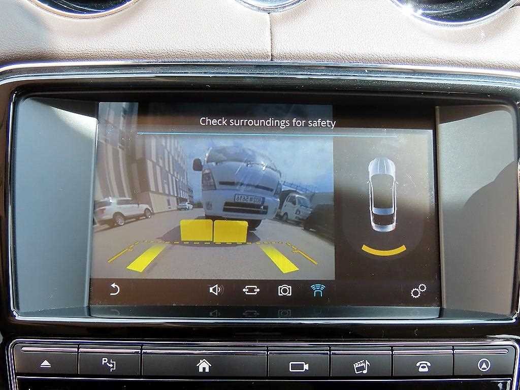 재규어 XJ XJ (X351) 3.0D 프리미엄 럭셔리 LWB 이미지 15