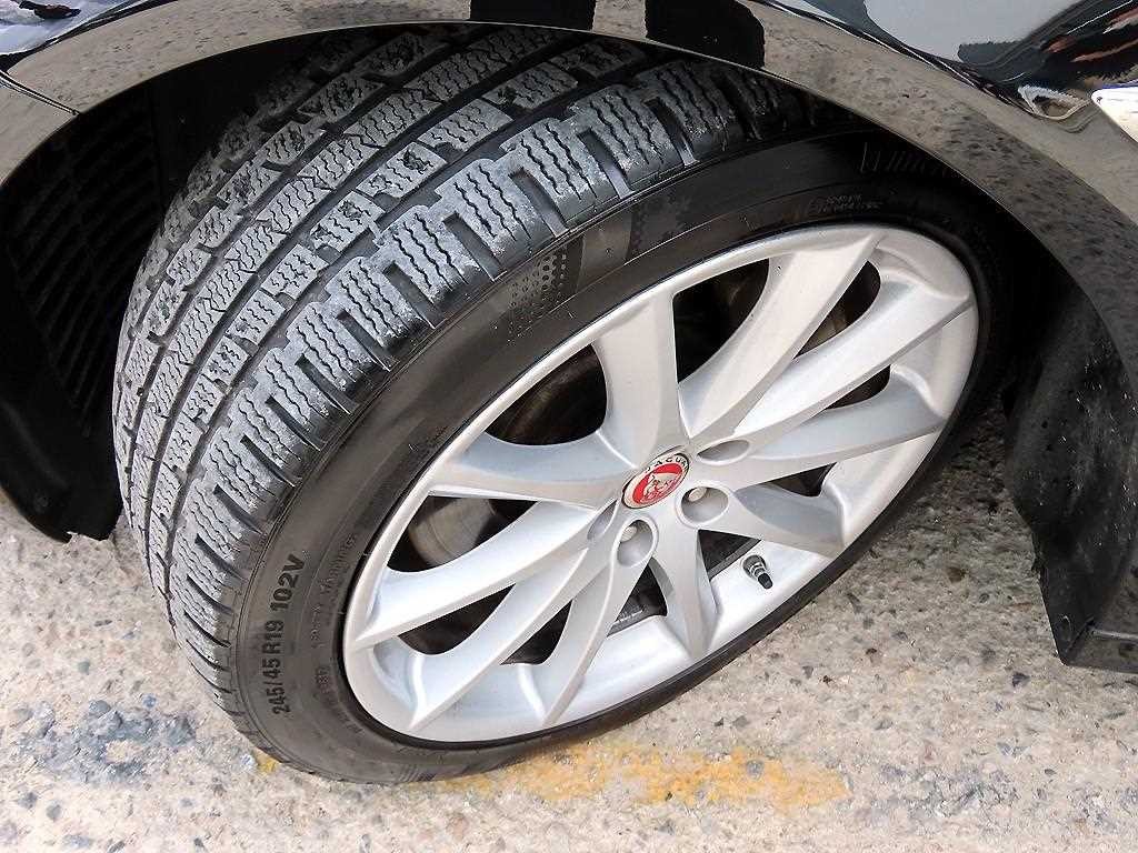 재규어 XJ XJ (X351) 3.0D 프리미엄 럭셔리 LWB 이미지 20