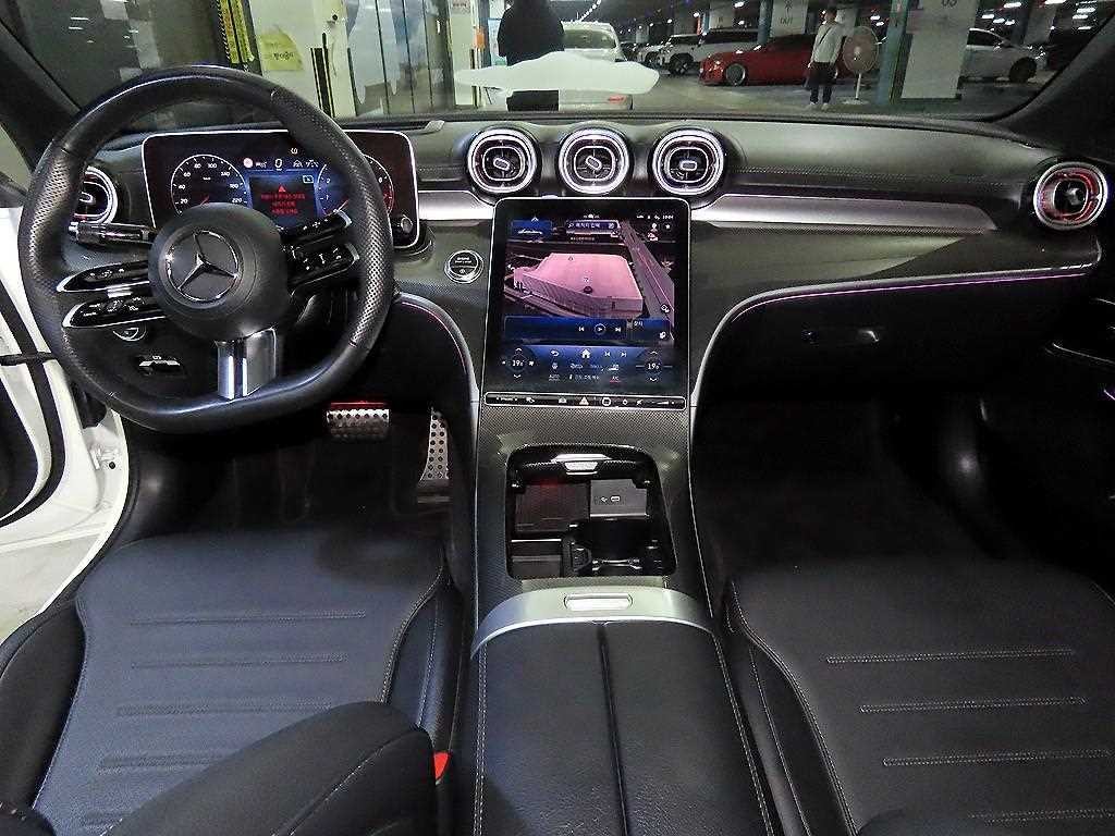벤츠 C 클래스 C클래스 W206 C300 4MATIC AMG 라인 이미지 10