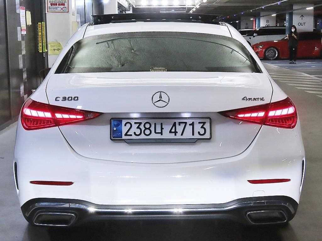 벤츠 C 클래스 C클래스 W206 C300 4MATIC AMG 라인 이미지 5