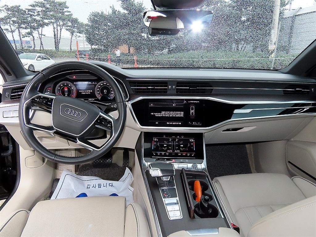아우디 A7 A7 (4K) 55 TFSI 콰트로 프리미엄 이미지 7