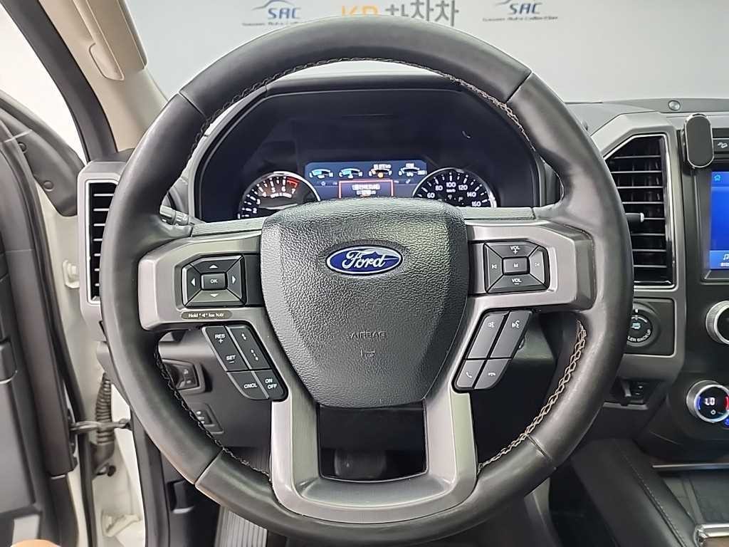 포드 익스피디션 3.5 EcoBoost Platinum 이미지 9