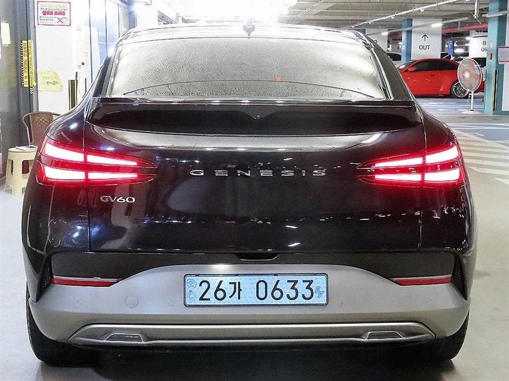 제네시스 GV60 스탠다드 2WD 이미지 5