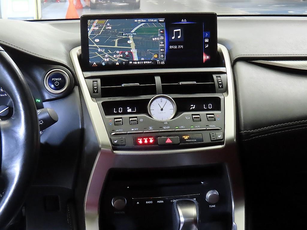 렉서스 NX NX 300h 슈프림 이미지 11