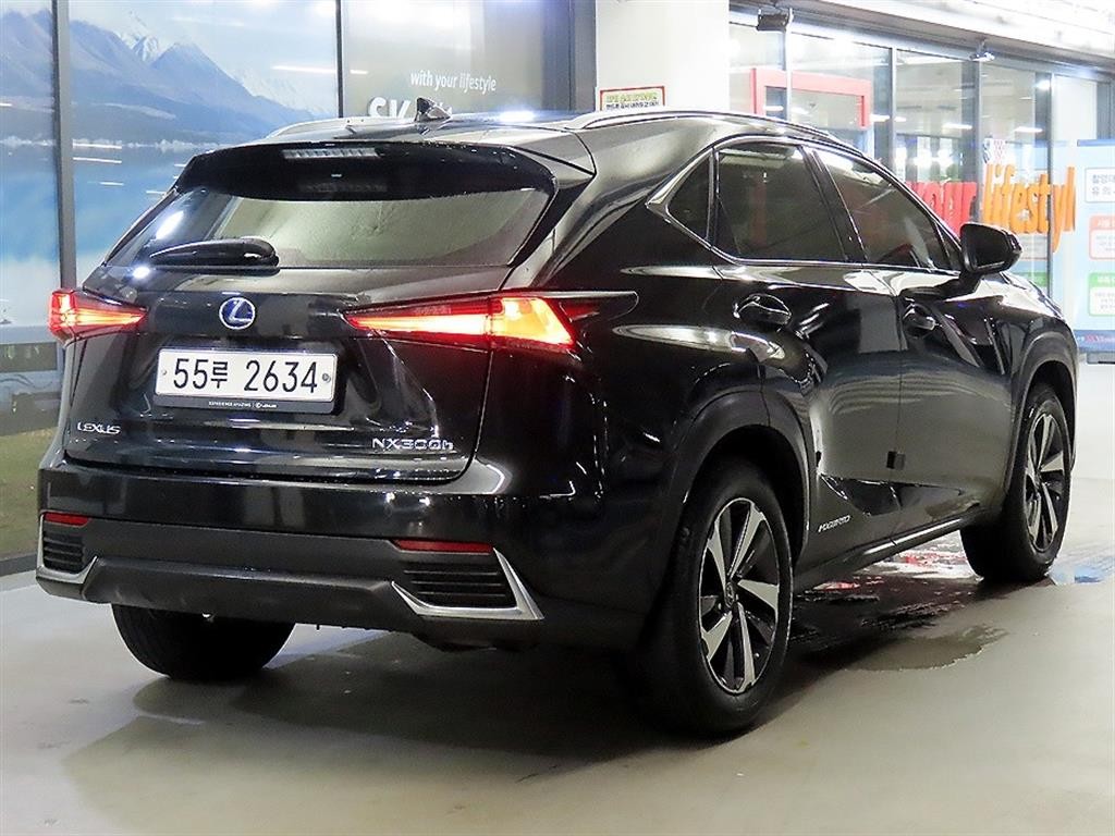 렉서스 NX NX 300h 슈프림 이미지 4