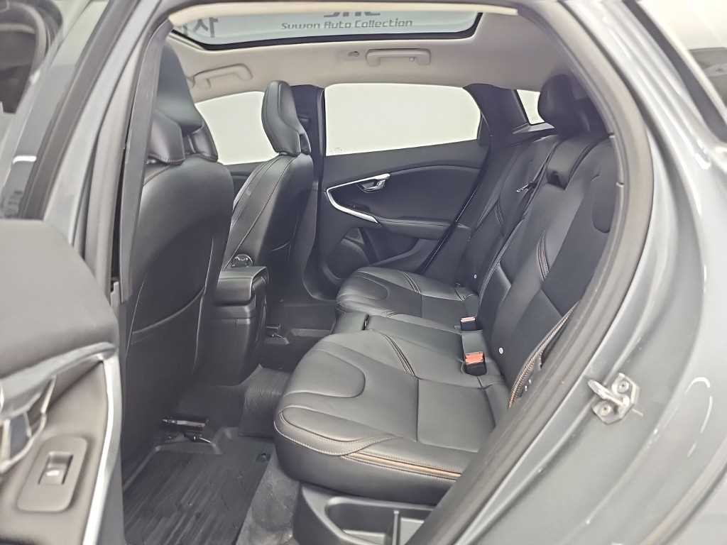 볼보 V40 V40 크로스컨트리 D3 이미지 12