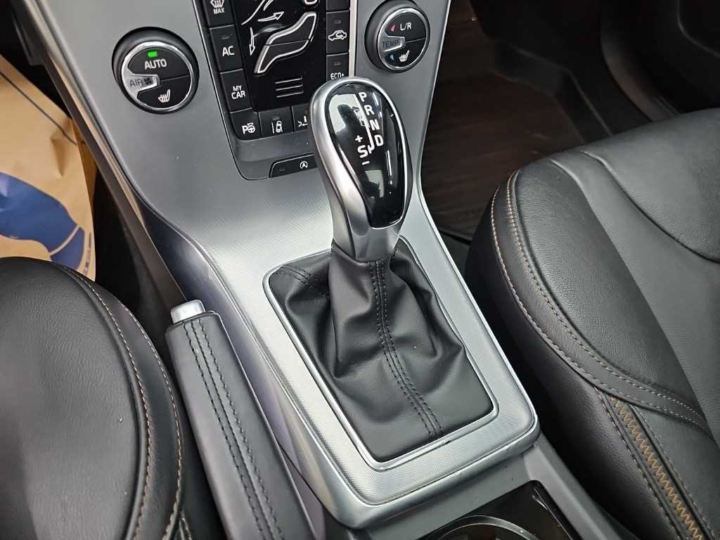 볼보 V40 V40 크로스컨트리 D3 이미지 8