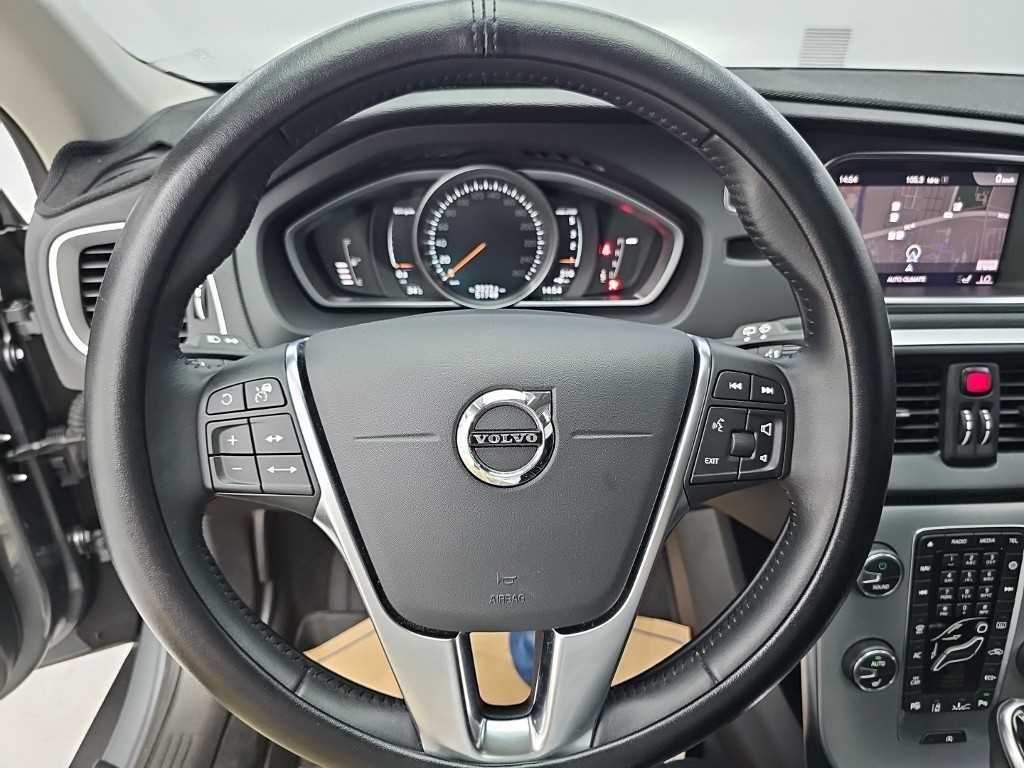 볼보 V40 V40 크로스컨트리 D3 이미지 9