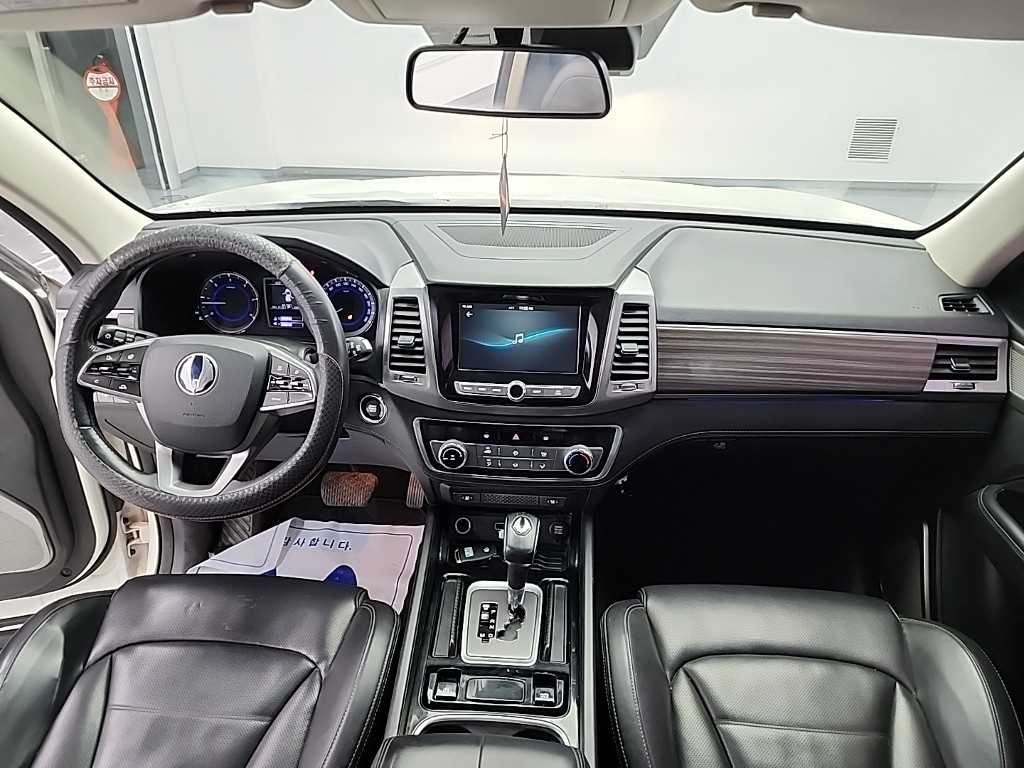 KG모빌리티(쌍용) 렉스턴 G4렉스턴 디젤 2.2 2WD 럭셔리 이미지 7