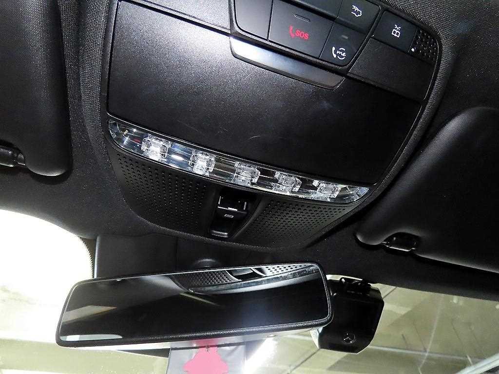 벤츠 E 클래스 E-클래스 W213 E250 아방가르드 이미지 15