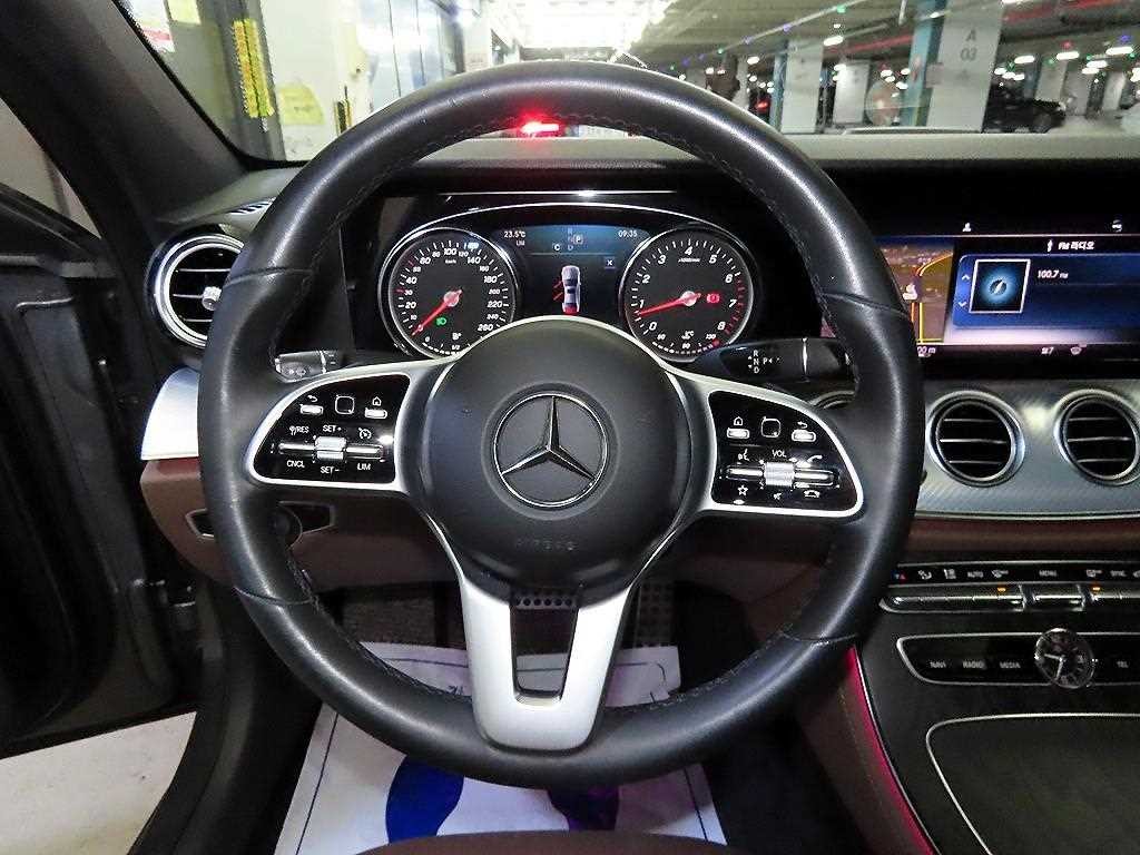 벤츠 E 클래스 E-클래스 W213 E250 아방가르드 이미지 8