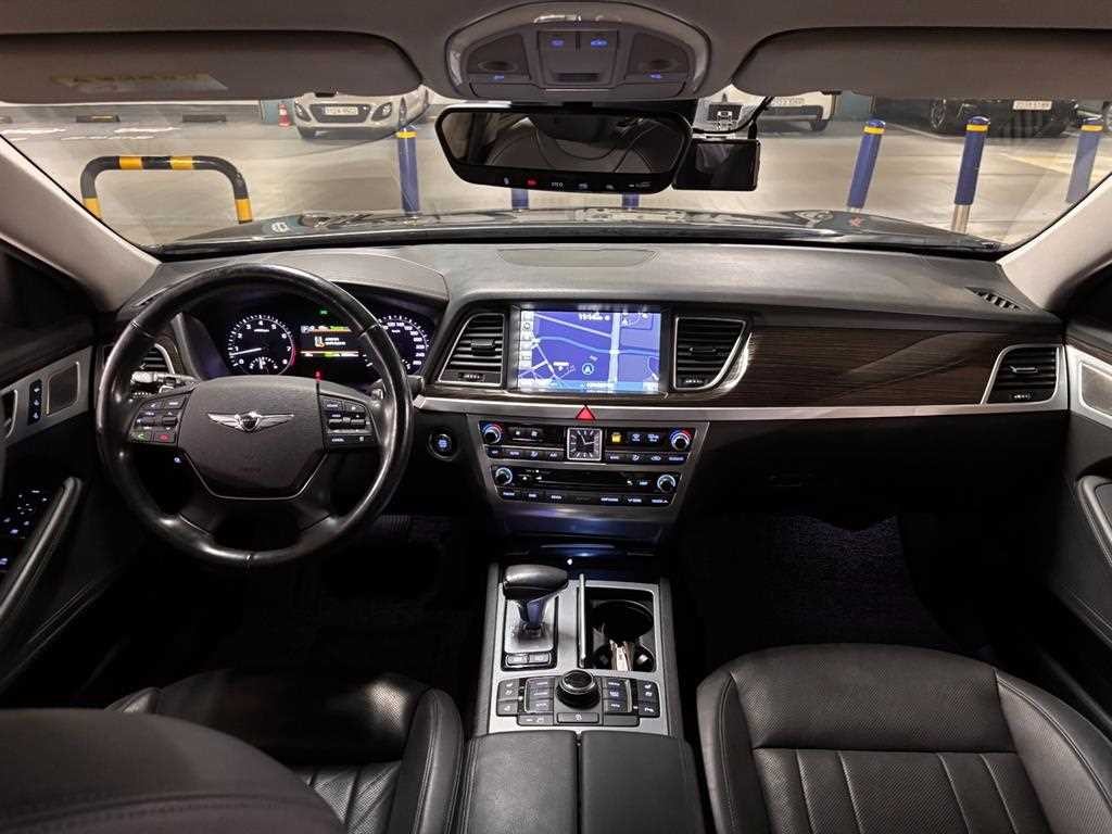 제네시스 G80 3.3 GDI AWD 프리미엄 럭셔리 이미지 12