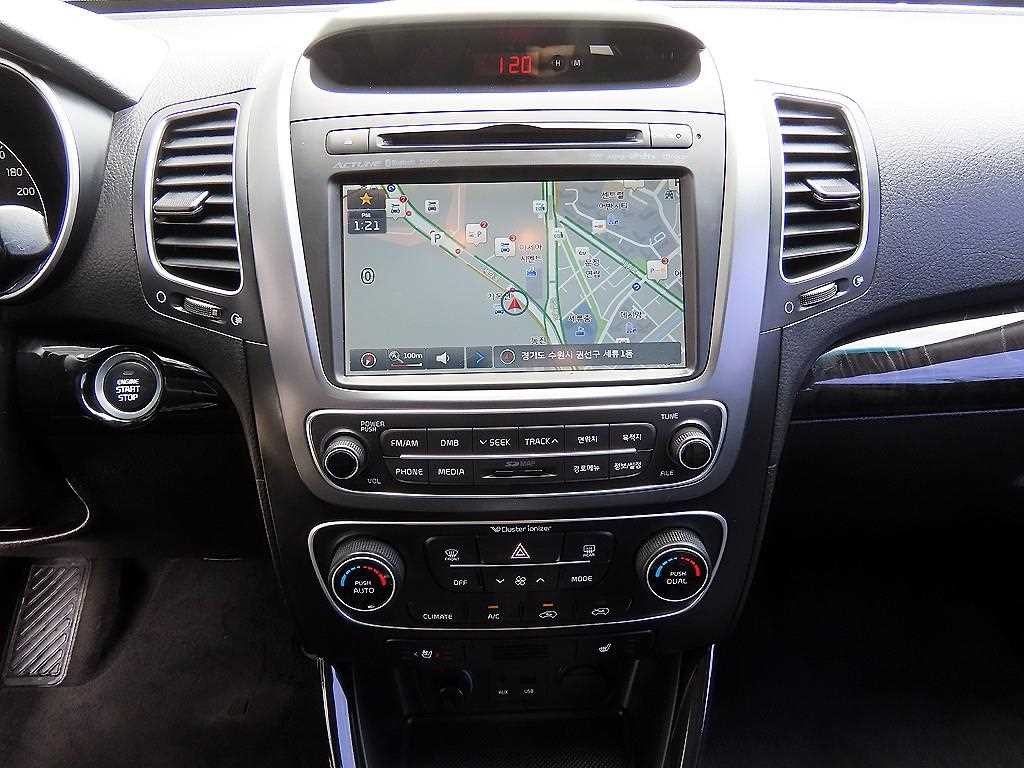 기아 쏘렌토 뉴 쏘렌토 R 2WD 2.0 TLX 스페셜 이미지 13