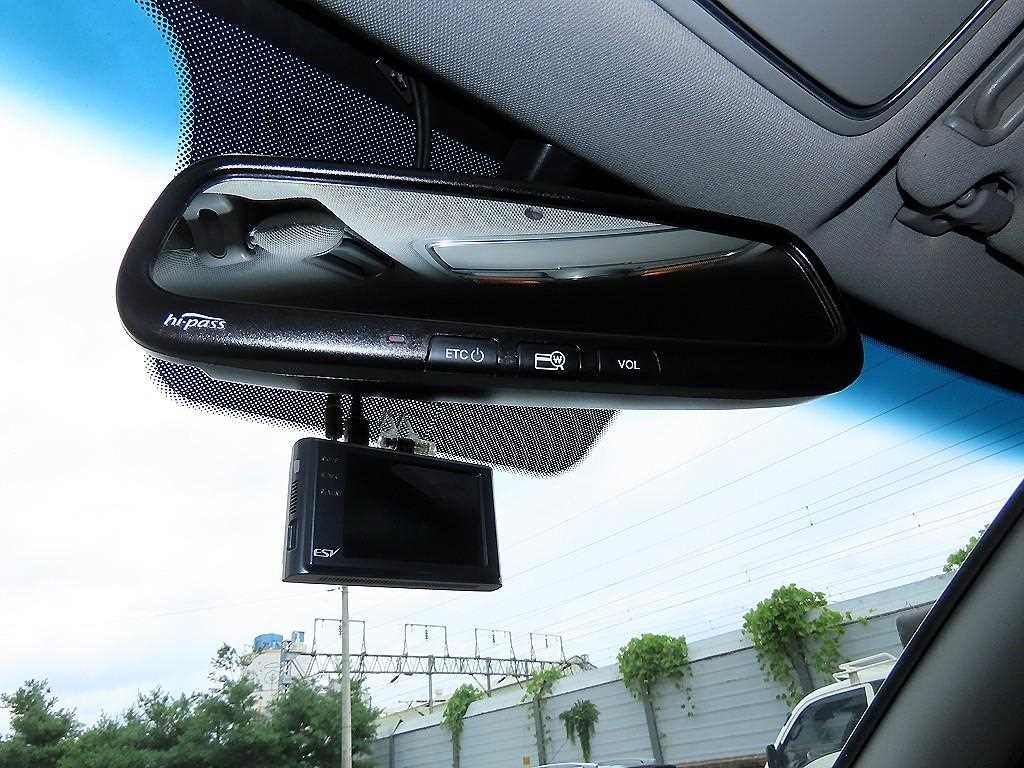 기아 쏘렌토 뉴 쏘렌토 R 2WD 2.0 TLX 스페셜 이미지 16