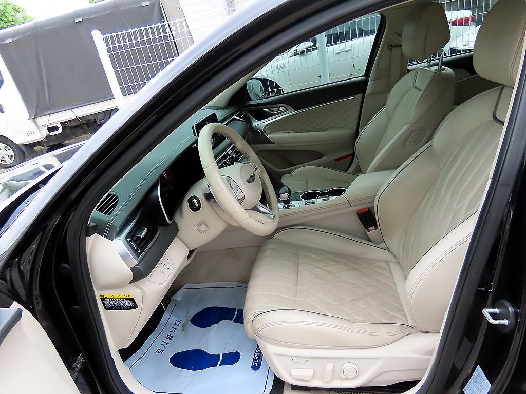 제네시스 G70 3.3T 스포츠 AWD 프레스티지 이미지 5