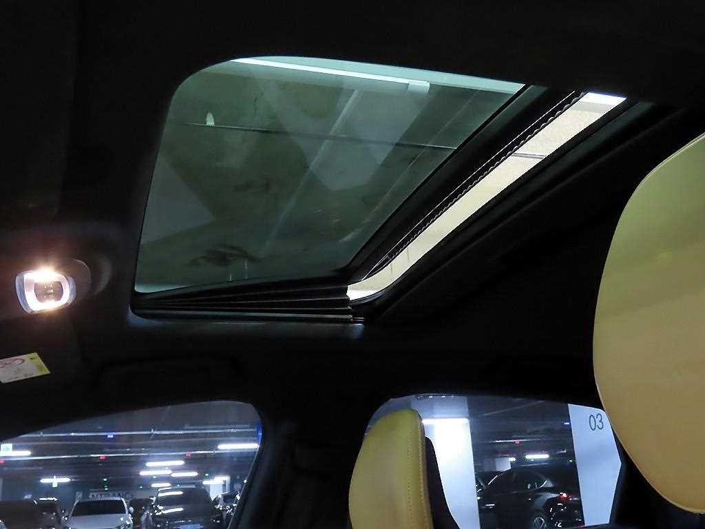 볼보 S90 D4 인스크립션 이미지 17