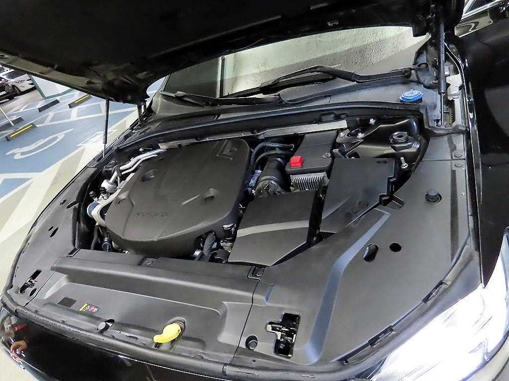 볼보 S90 D4 인스크립션 이미지 19