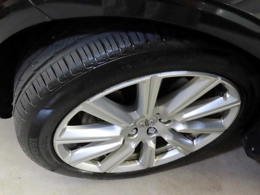 볼보 S90 D4 인스크립션 이미지 20
