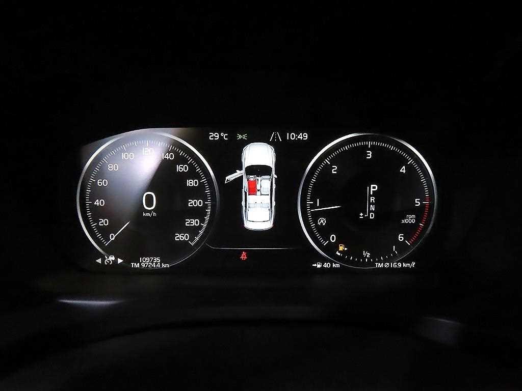 볼보 S90 D4 인스크립션 이미지 9