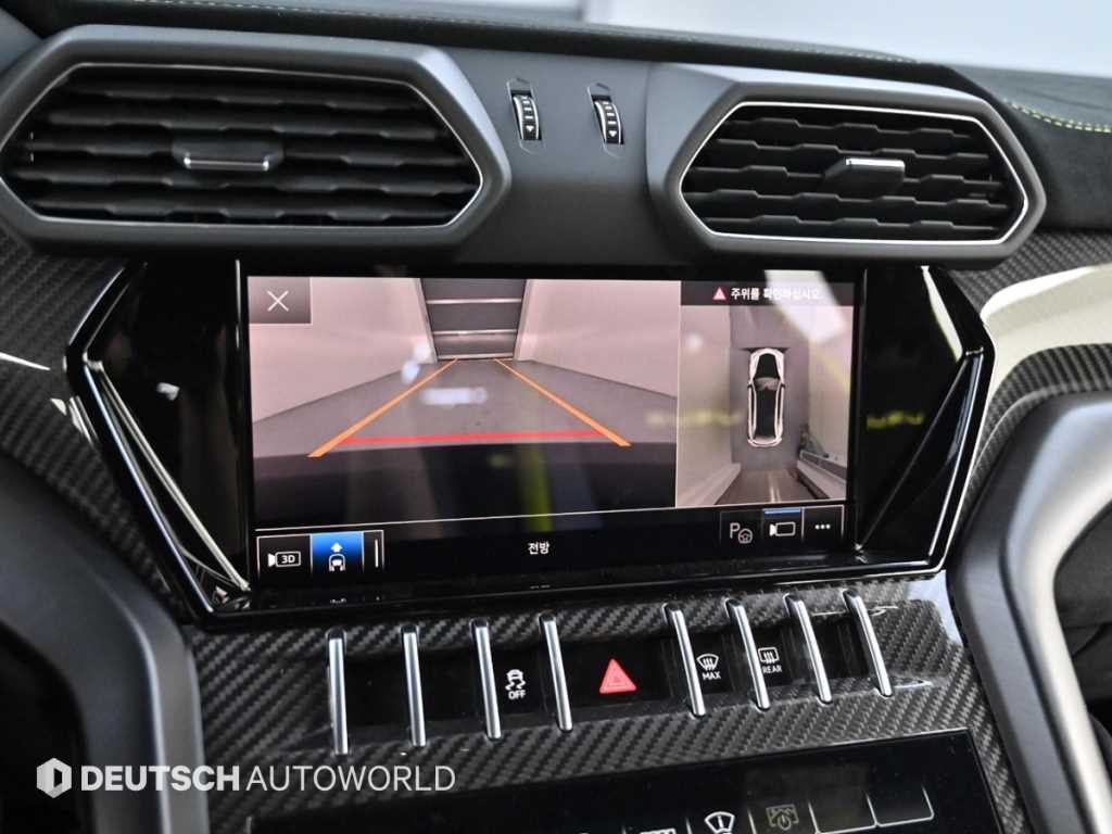람보르기니 우루스 4.0 V8 퍼포만테 이미지 15
