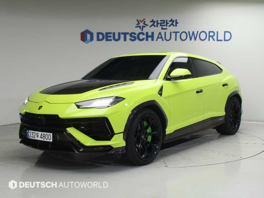 람보르기니 우루스 4.0 V8 퍼포만테 이미지 2